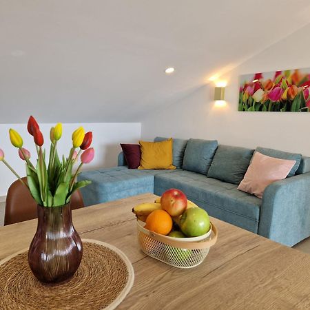 Haus Mit Meerblick Lopar Buitenkant foto