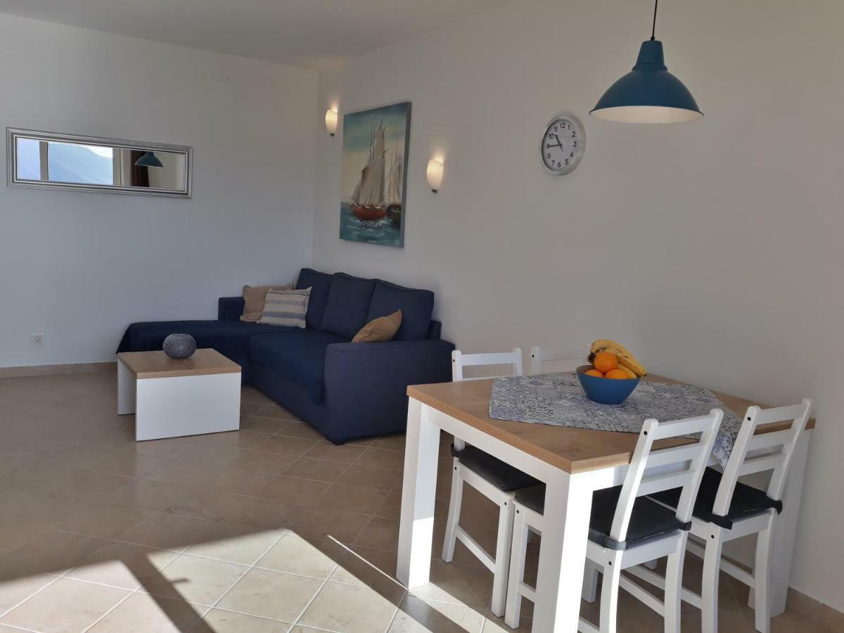Haus Mit Meerblick Lopar Buitenkant foto